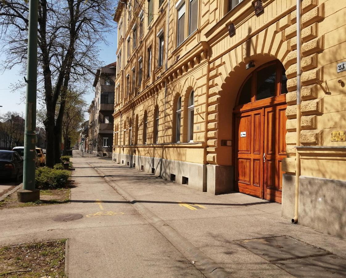 Hanna Apartman Szegedin Exterior foto