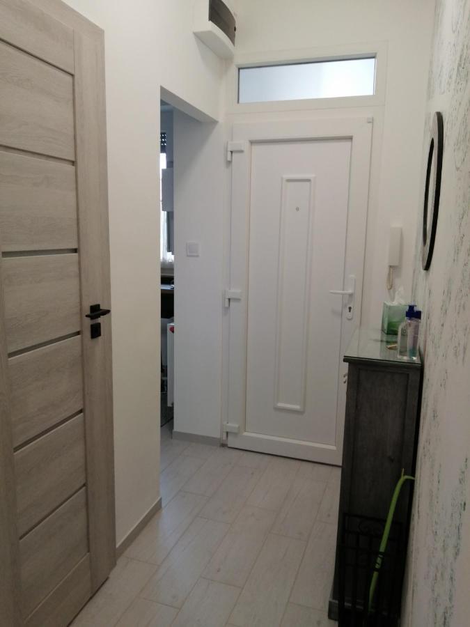 Hanna Apartman Szegedin Exterior foto